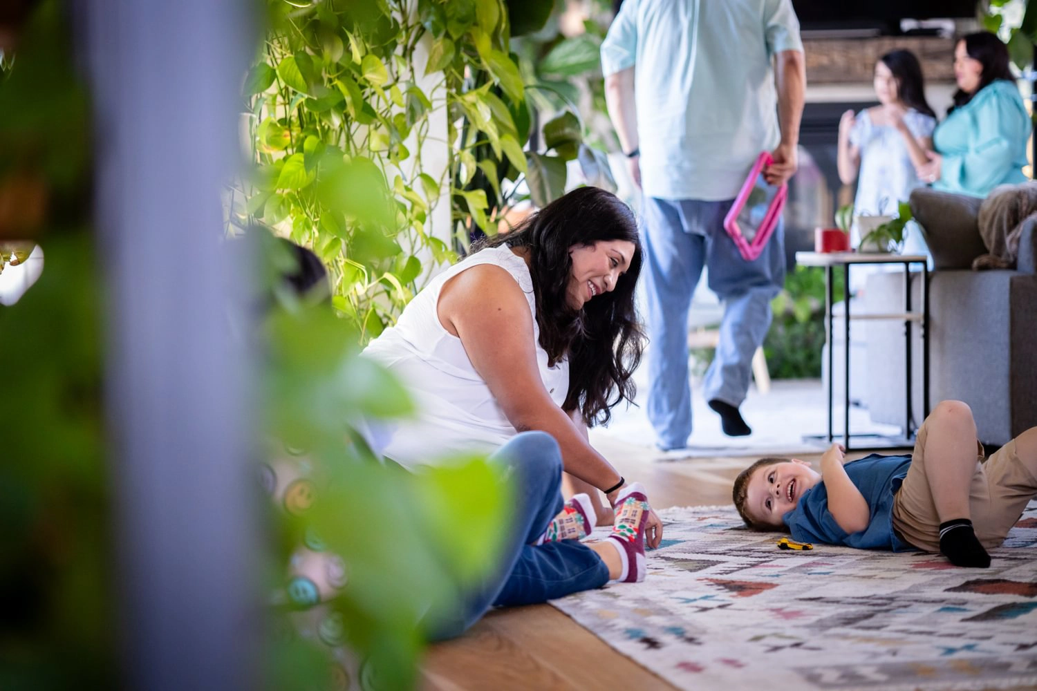 TRAVELSAVERS and NEST Set New Fundraising Record of $125,000 for Autism Speaks at Travel Market 2026